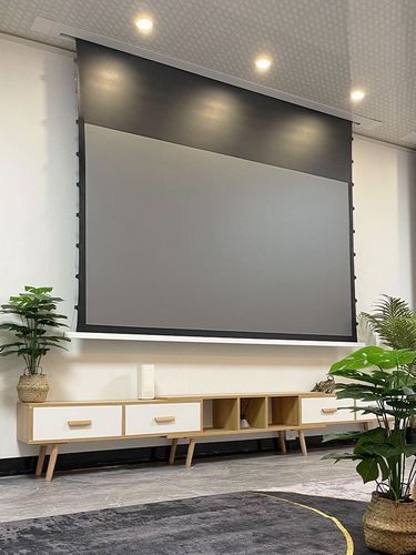 年轻人家里不装投影仪,装投影仪费事吗