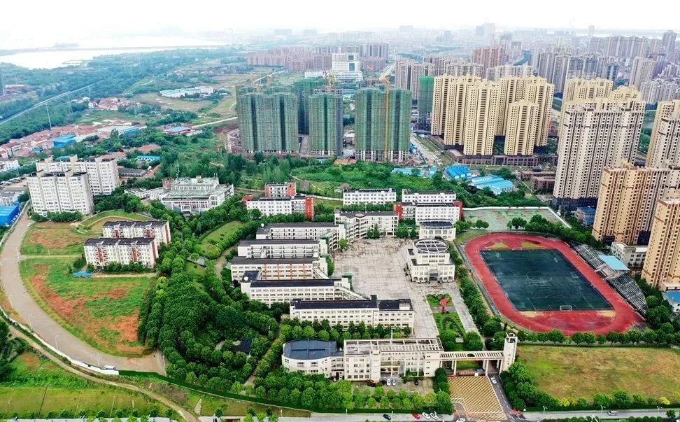 新洲区一中好吗,新洲一中情况如何