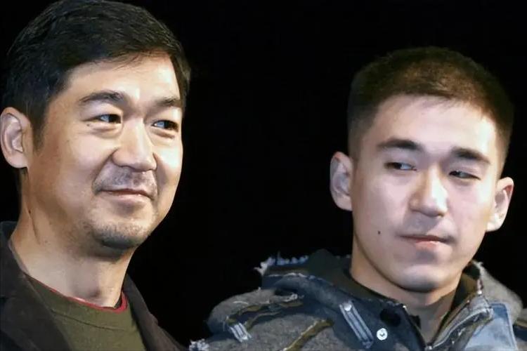 天涯八卦张默房祖名,房祖名张默能完全戒毒吗