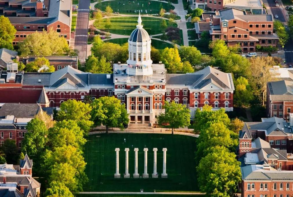 关于私立学校收费太高的最新政策,为什么私立学校比公立学校学费高