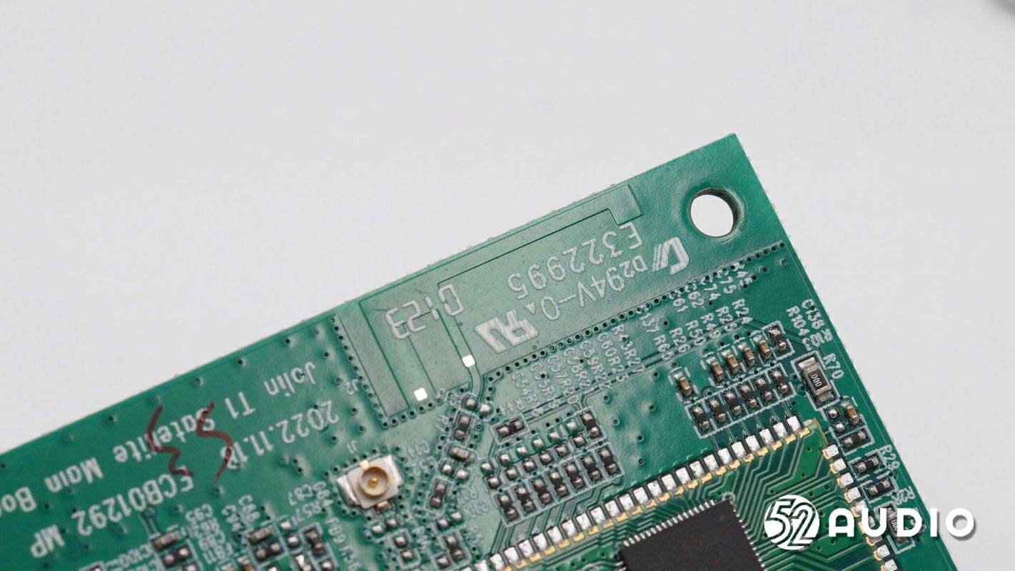 雷蛇天狼星v2专业版,razer雷蛇利维坦巨兽v2和天狼星v2