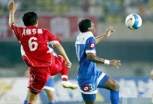 重温赛事-沈青补赛班古拉眼球遭重创，2006年中超联赛（第13轮）