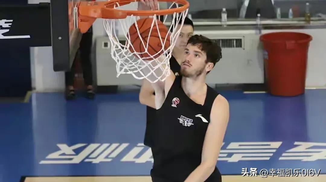 cba速递新消息,cba速递浙江逆转深圳收获十连胜