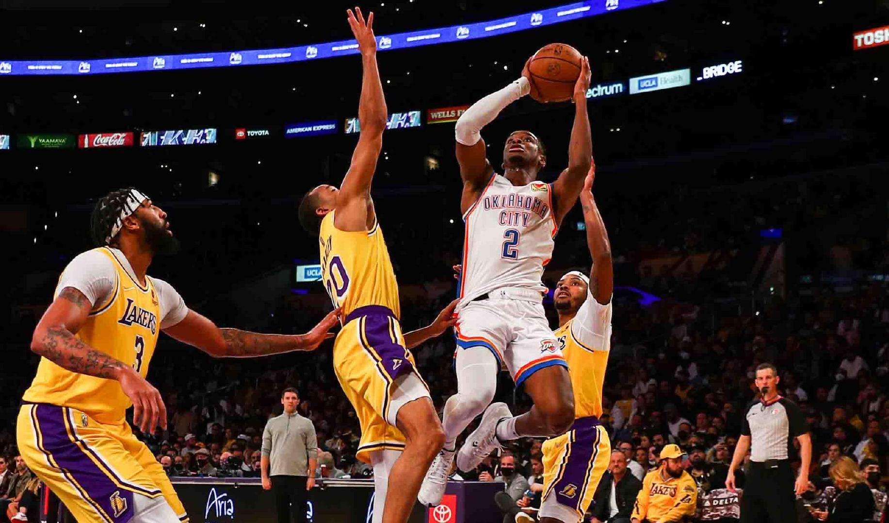 浓眉1.2秒神奇三分绝杀雷霆,浓眉绝杀雷霆改变格局