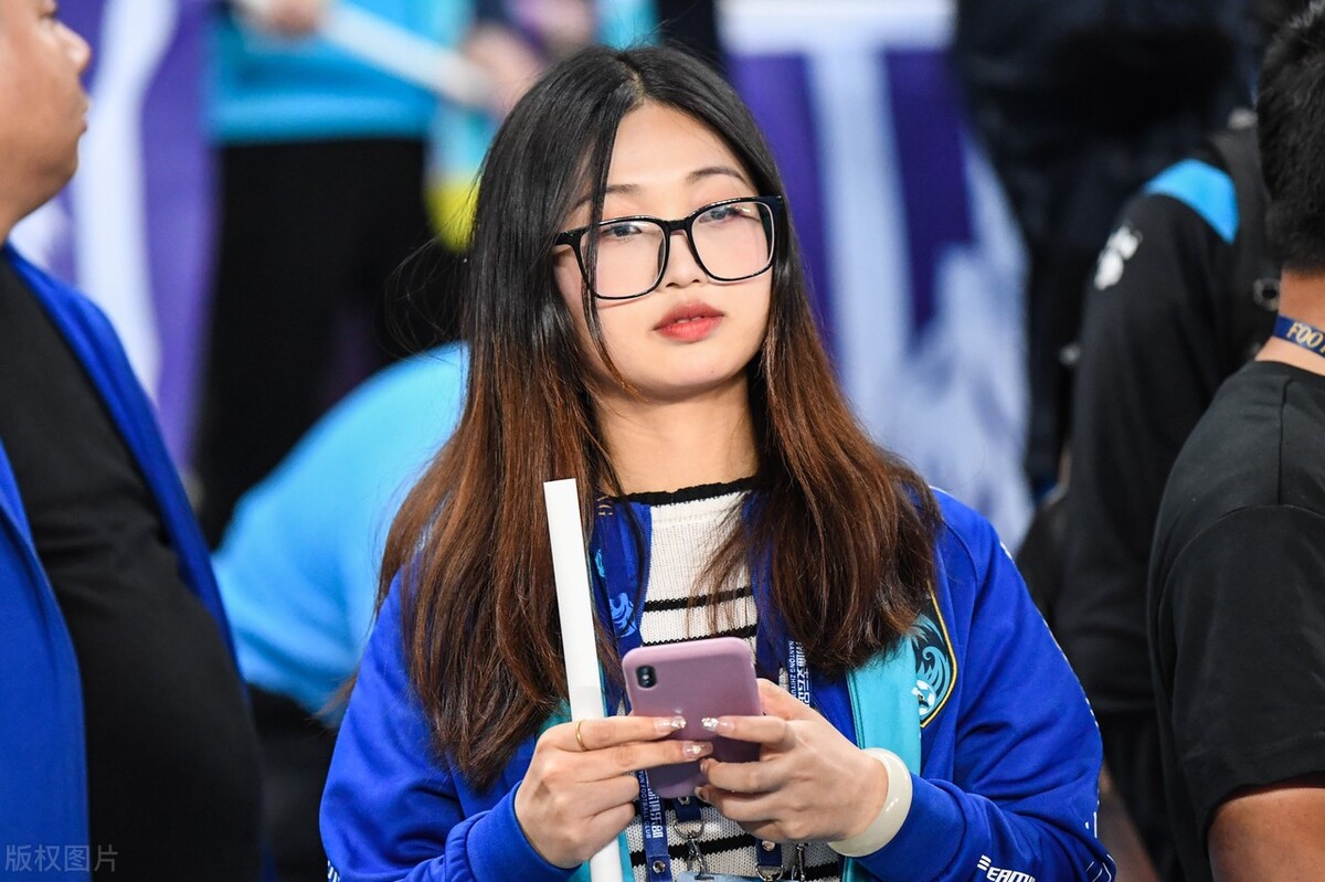 上海破获杀猪盘诈骗案被骗1500万,富婆遭遇杀猪盘13天被骗1400万元