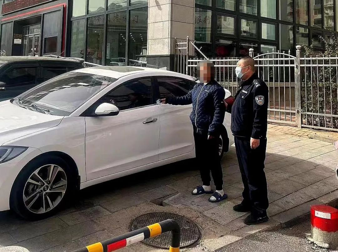 兼职贴小广告被抓,网上兼职被抓