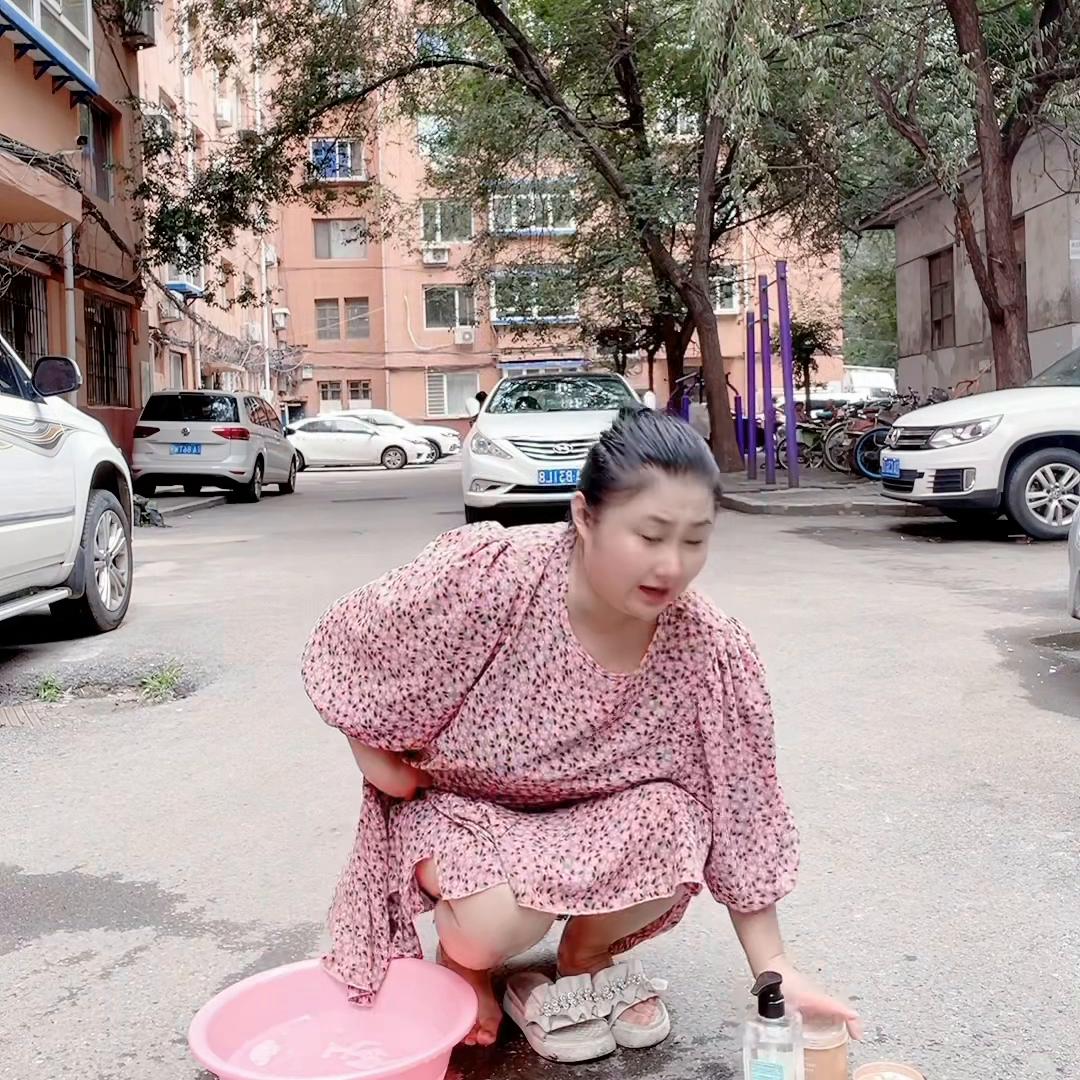 磨砂沐浴露真的老好用了，一定要去拍#短视频