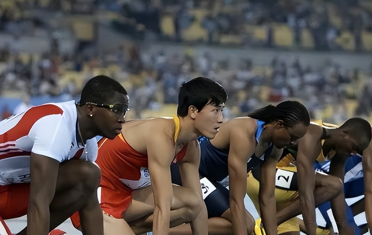 刘翔成为世界冠军的艰苦历程,世界冠军刘翔现在干什么呢