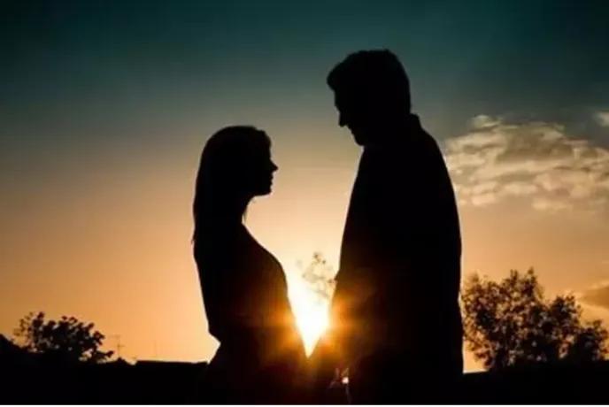 夫妻怎样过才不累,夫妻之间过得怎么样才幸福