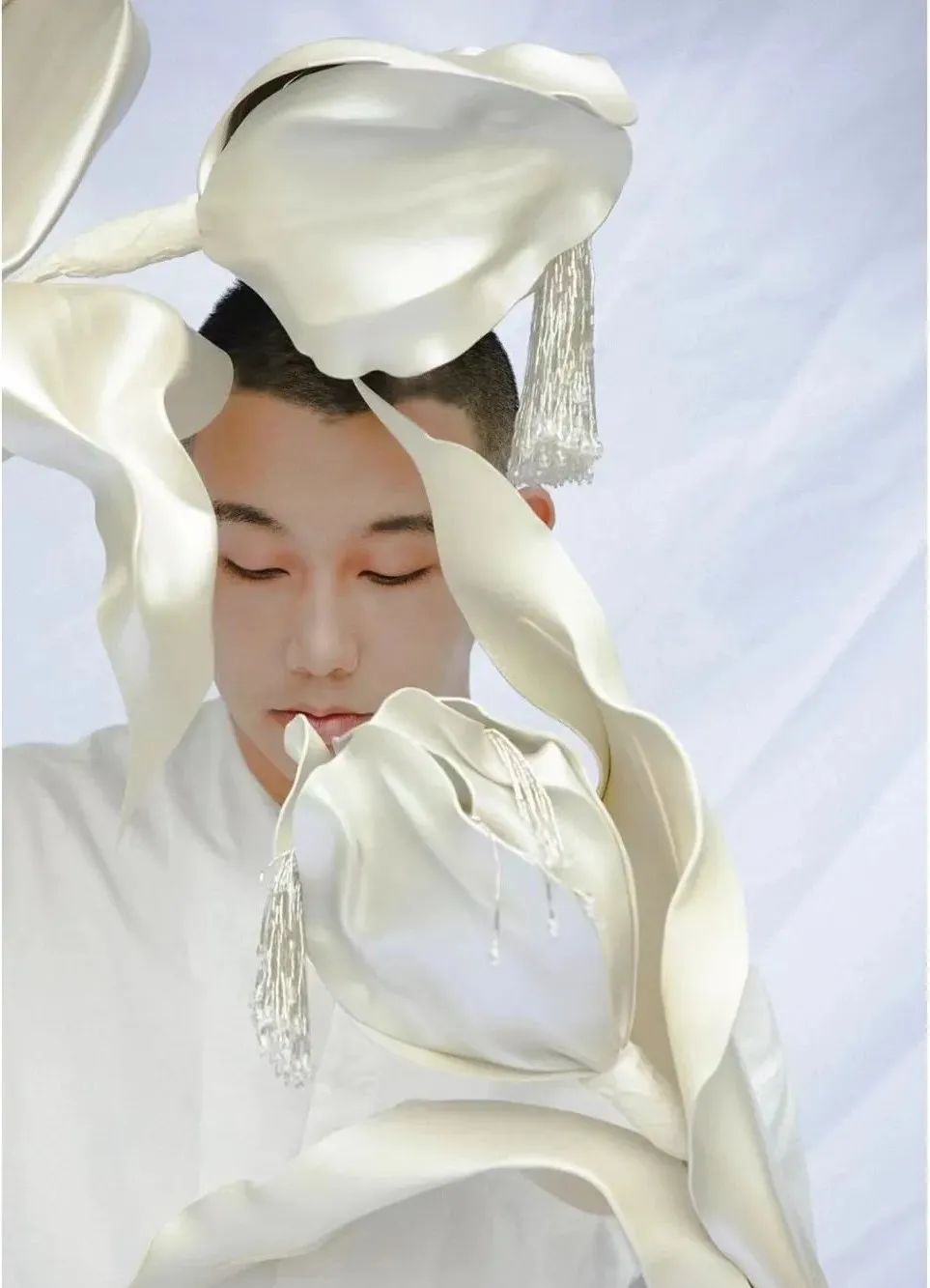 34岁转行即火|大品牌、明星争相找这位新手做花