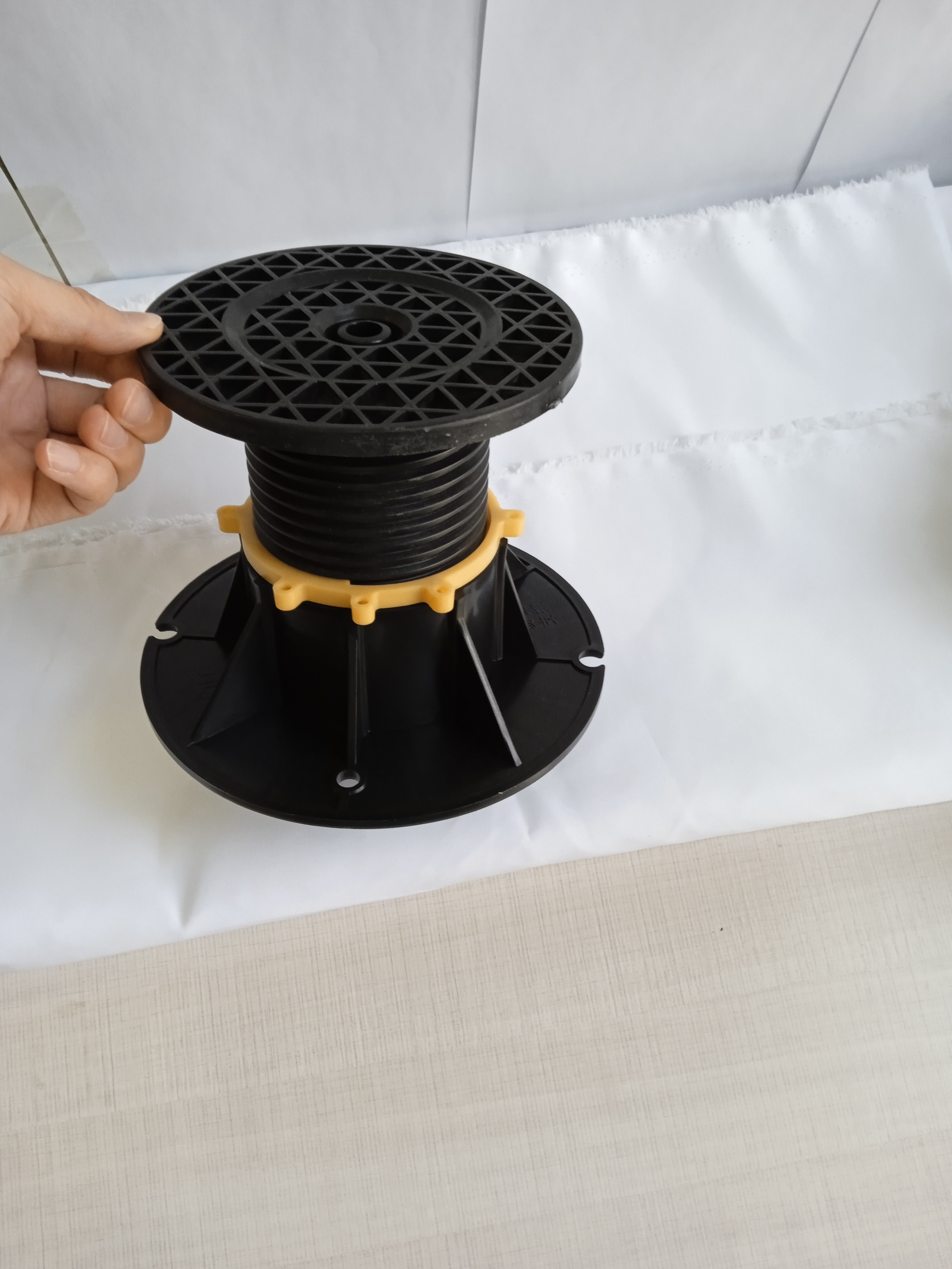 一种新型万能支撑器专利,万能支撑器施工方法