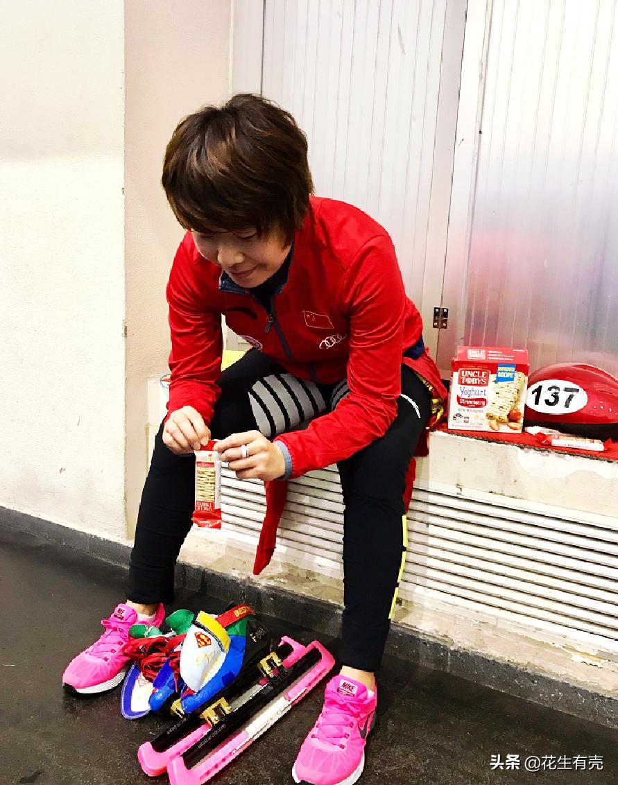 王濛周洋夺冠的高光时刻,王濛周洋冻手冻脚变年轻