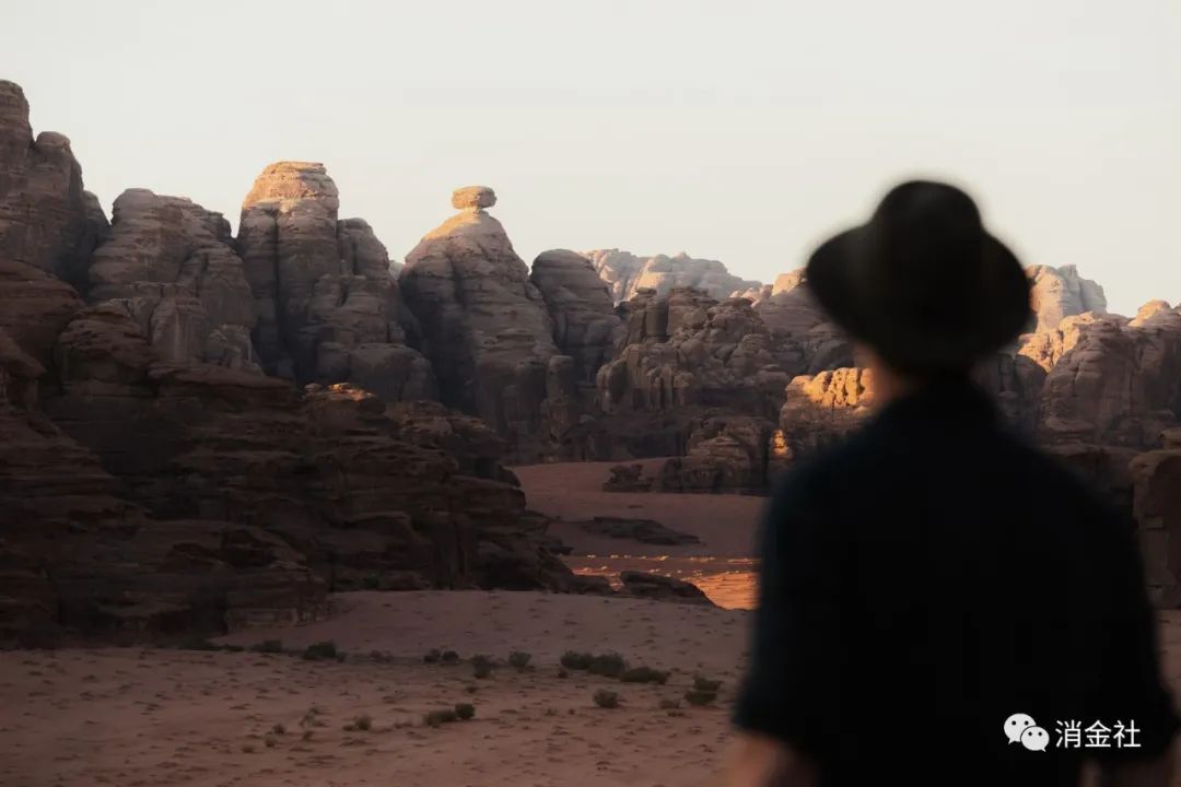 欠网贷被冻结微信零钱,微信零钱直接被冻结划扣什么情况