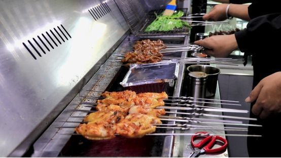 烧烤店的内幕揭秘,烧烤为什么是暴利行业