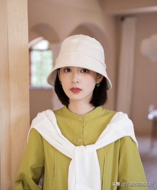 适合春夏天的修饰脸型的帽子,大脸适合什么帽子显脸小春季