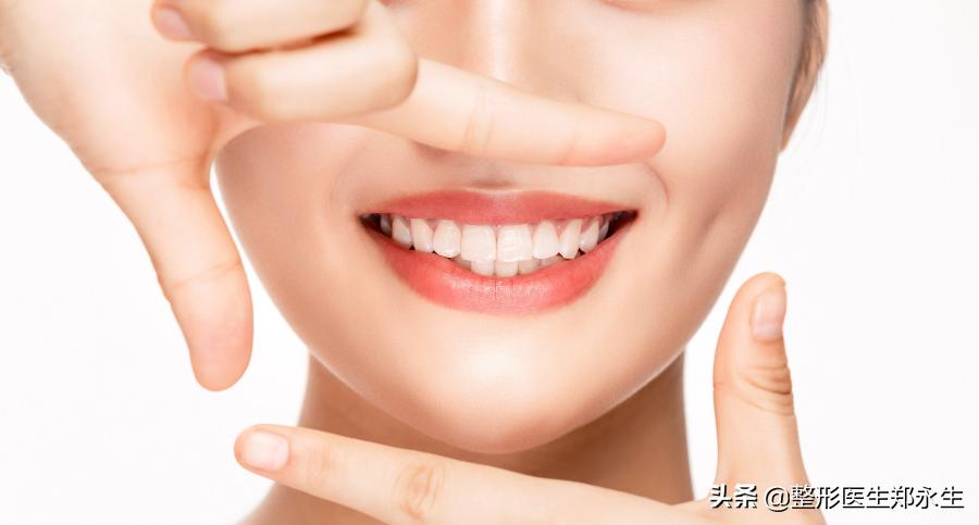 嘴唇干裂起皮用什么样的口红,干裂提亮口红