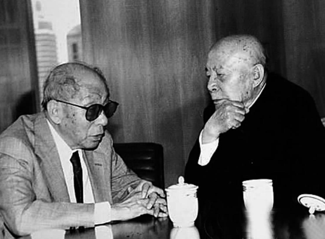 张学良恢复自由后去哪了,1996年张学良回东北