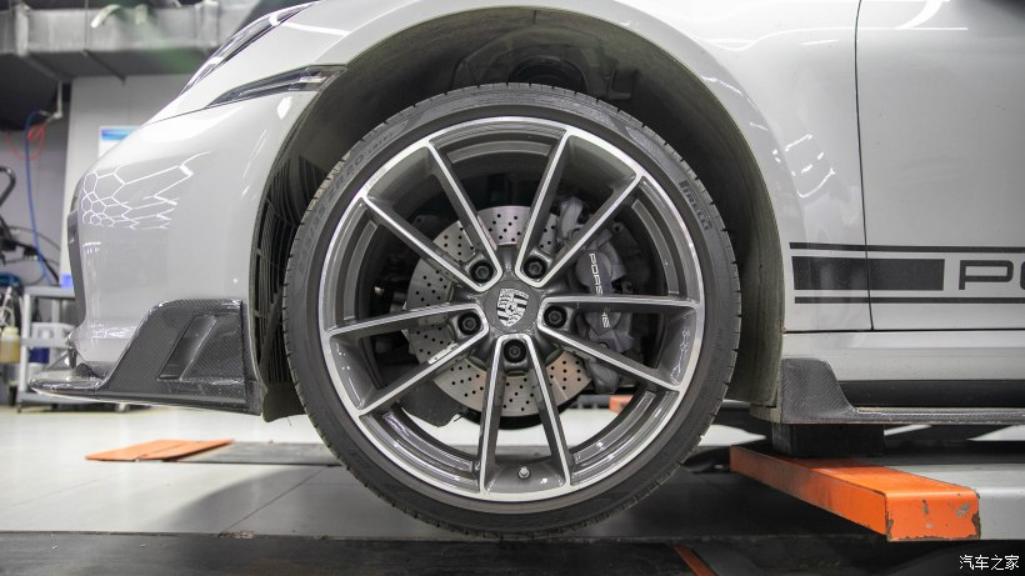 砂金石绿保时捷911改装,2016保时捷911改装黄色