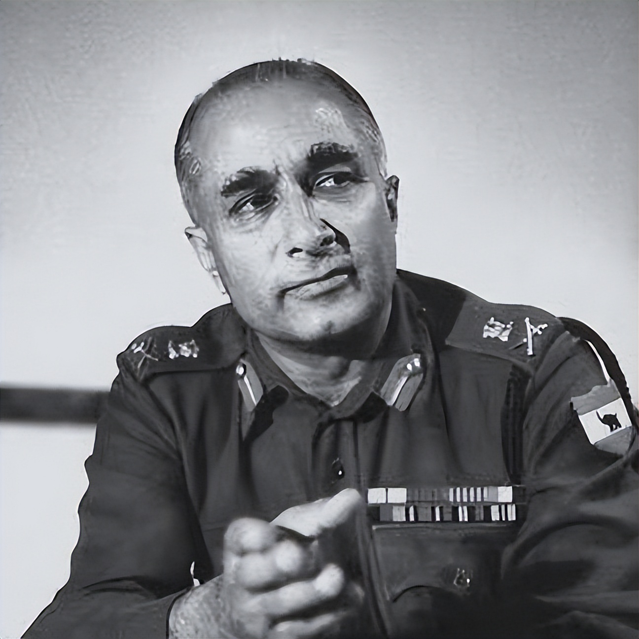 打印度前众将有分歧，*伯承刘**出面镇场子，告诫部下一句话影响至今