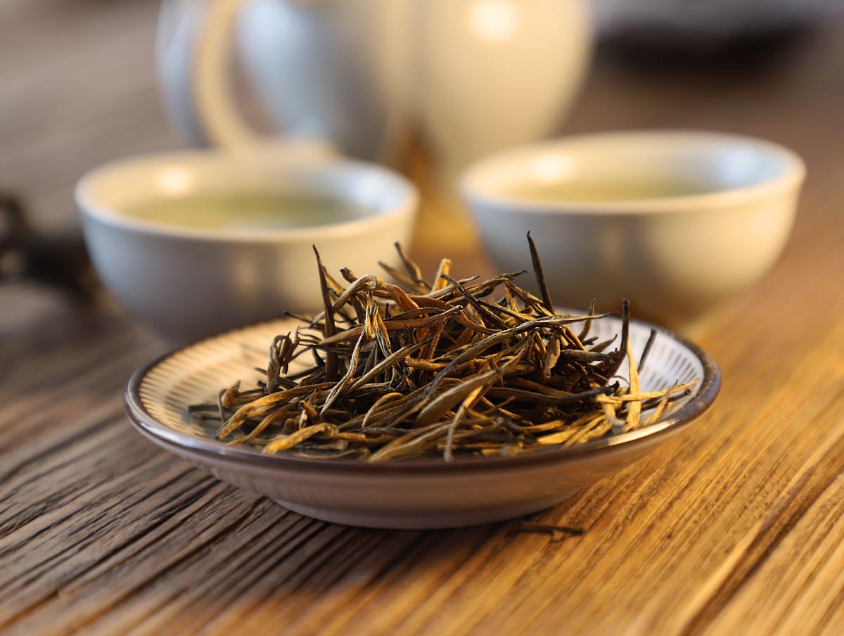 放了多年的绿茶红茶普洱茶能喝吗,普洱红茶能保存多久喝一次