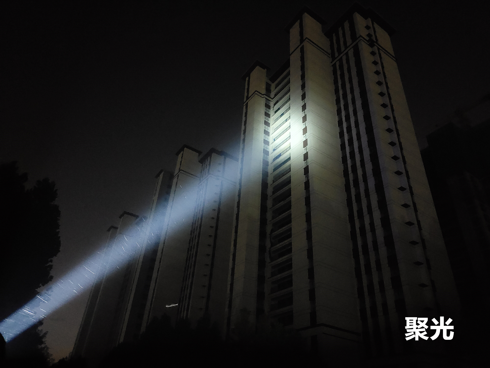 索菲恩sc33手电测评,索菲恩ts30spro专业户外手电