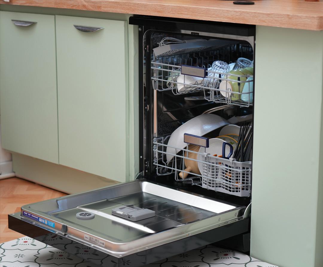 买洗碗机后悔了没人修,美的天净1000洗碗机洗得干净吗