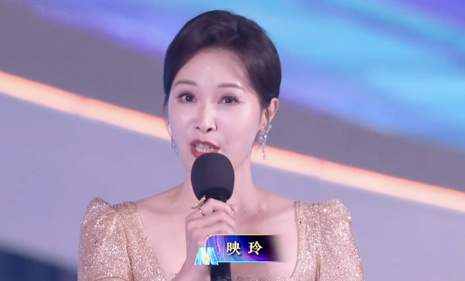 央视主持人组合同台,央视百位主持同台