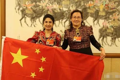 为什么*疆新**女子很少嫁到内地，本地姑娘说了大实话，确实很尴尬！