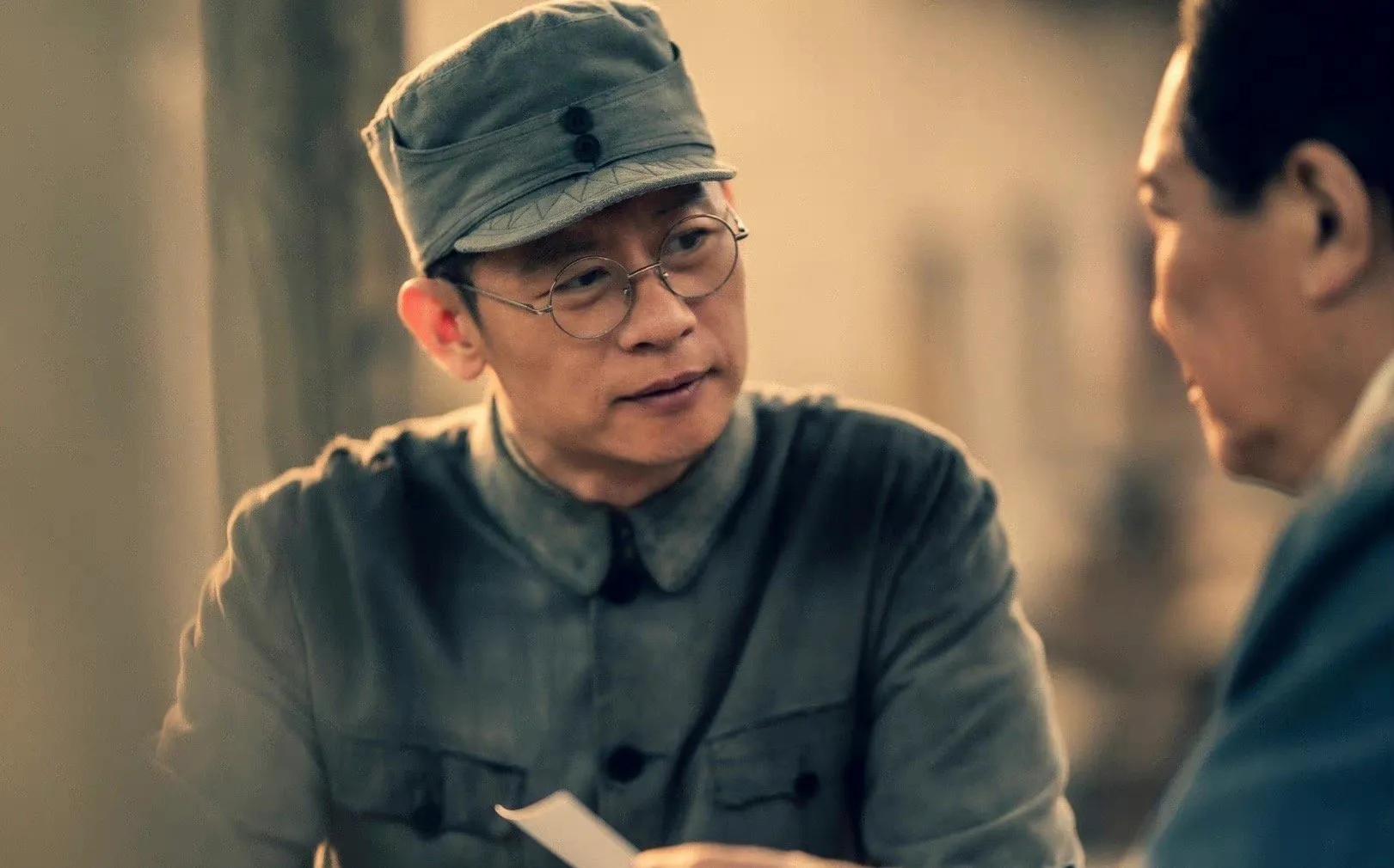 演员李健年轻视频,李健演员帅照