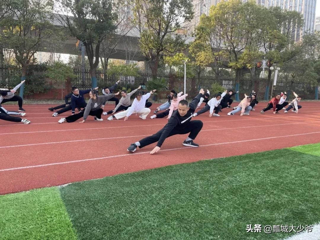 学校社团活动风采展,学校丰富多彩的社团活动美篇