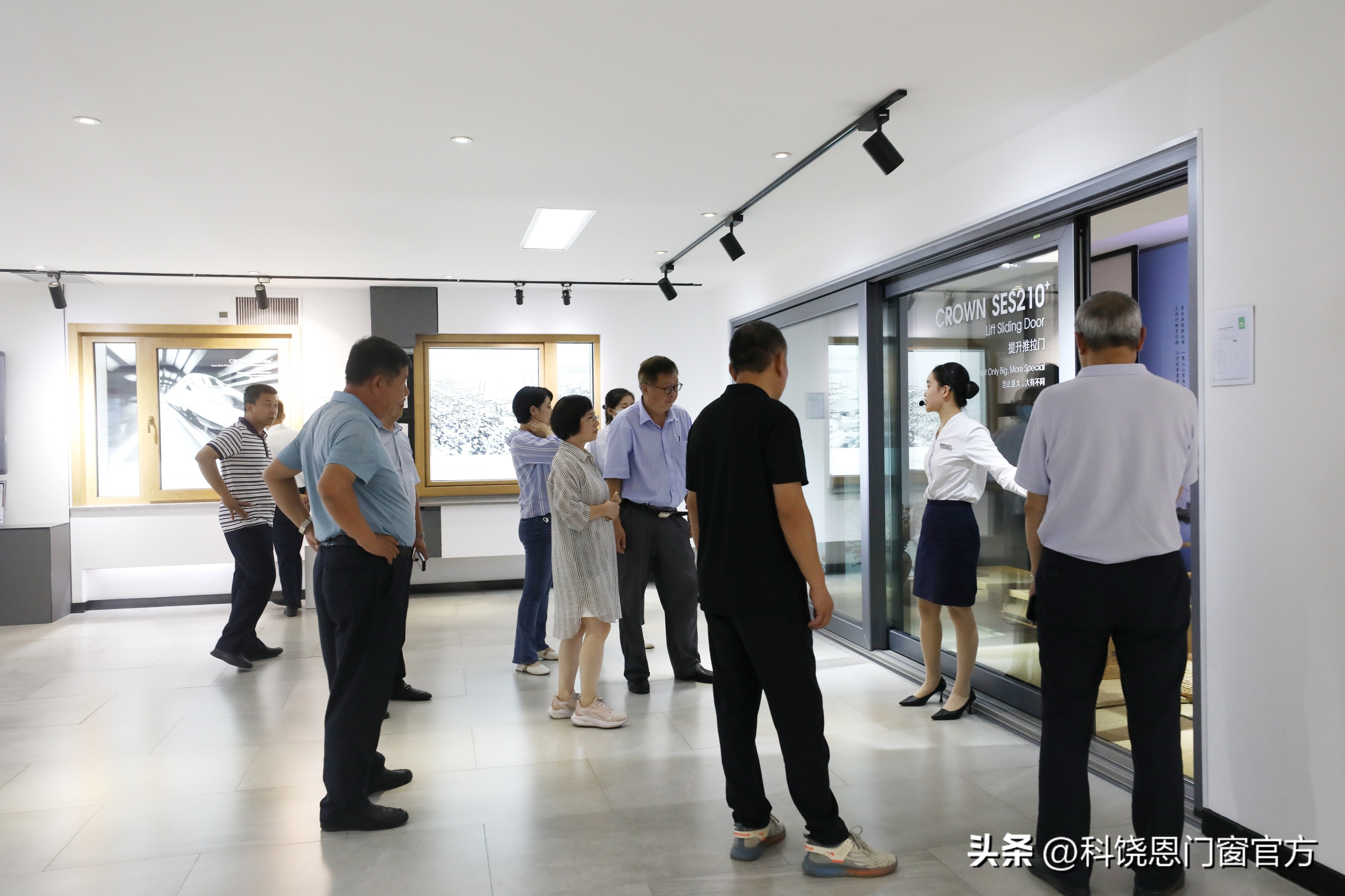 涓浗闂ㄧ獥骞曞琛屼笟鍗忎細,涓浗寤虹瓚闂ㄧ獥骞曞鍗忎細