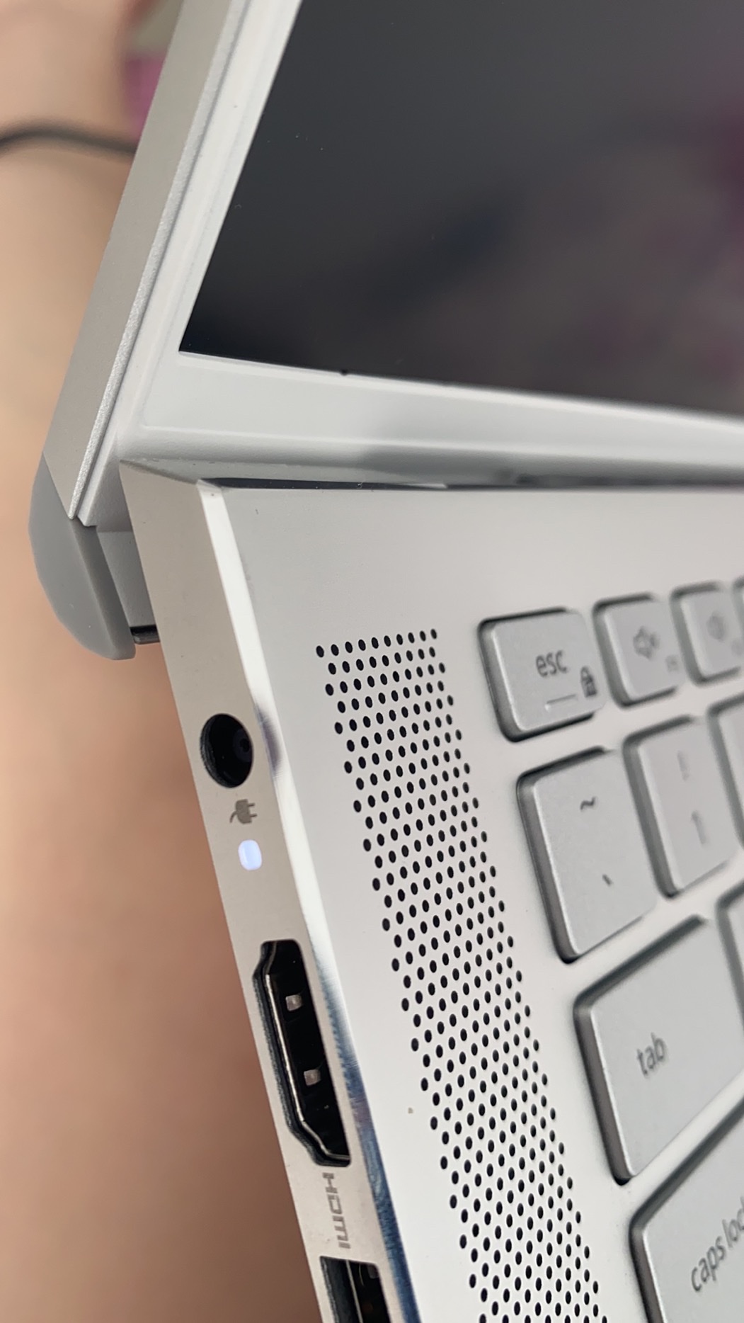 戴尔灵越7400斩蓝,戴尔灵越14-7400评测14.5英寸