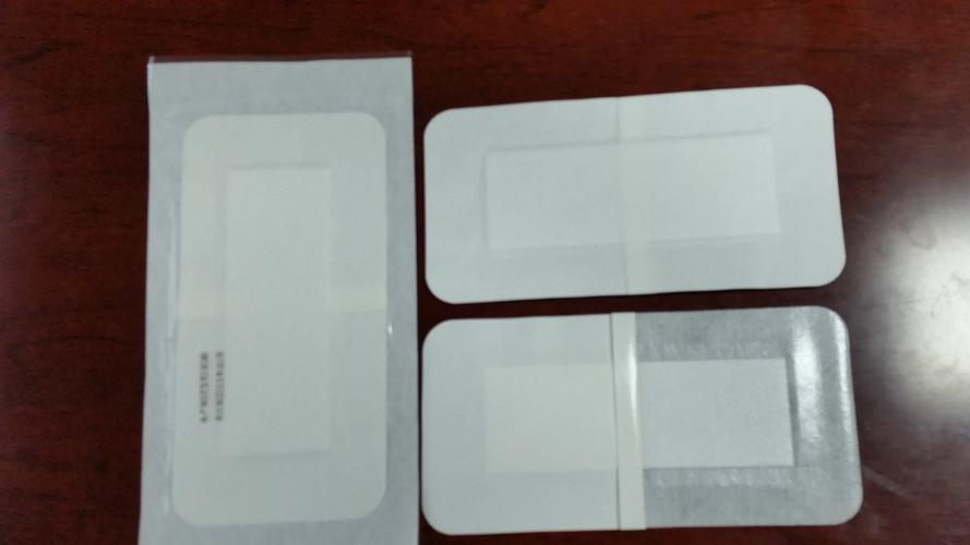 新龙甘消炎膏对痔术后疼痛及水肿的相关效性随机对照临床试验