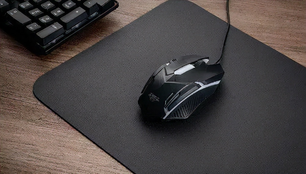 电脑的键盘鼠标怎么老是突然失灵,联想笔记本电脑鼠标失灵怎么回事