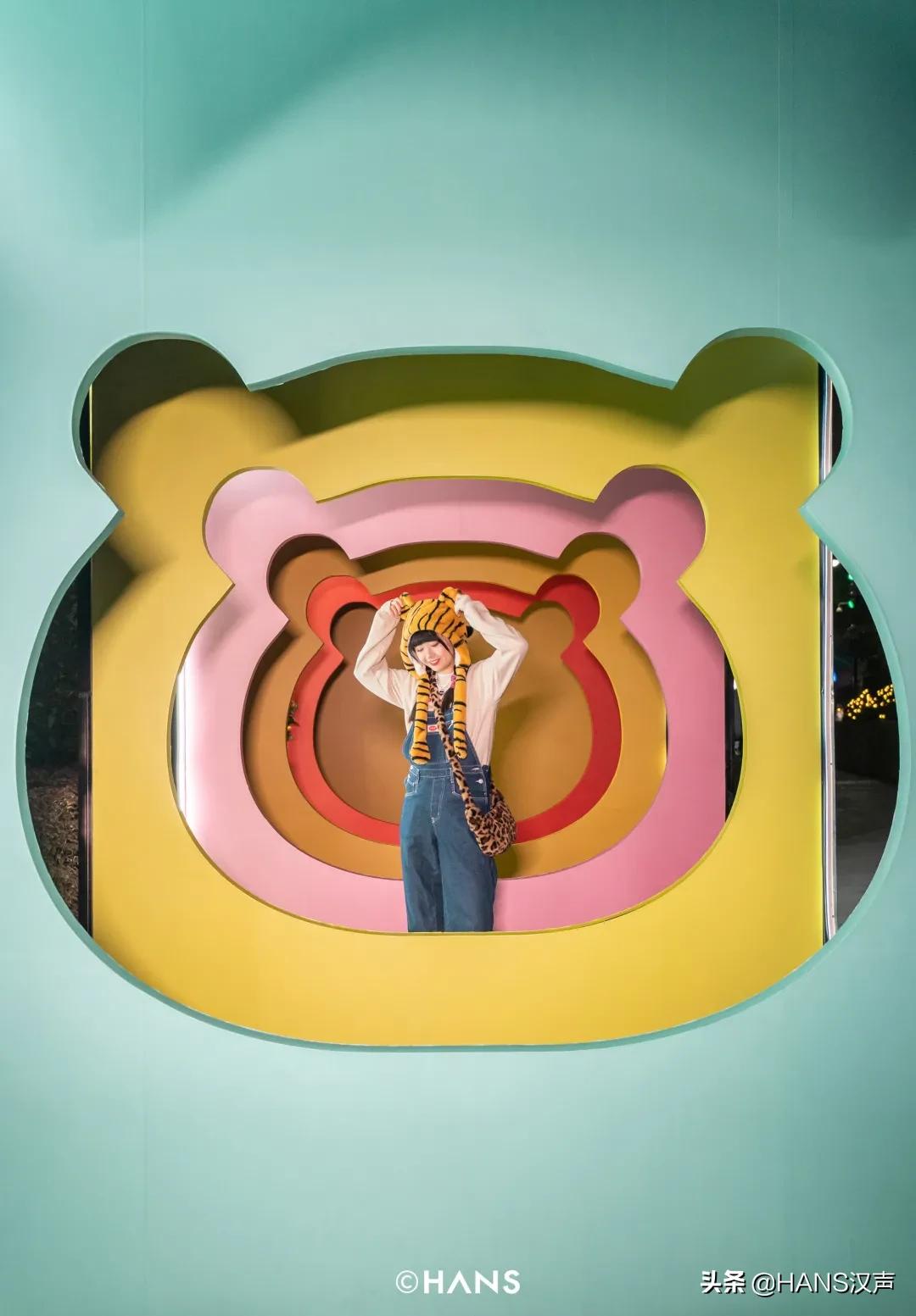 请注意！胖虎出没武汉街头