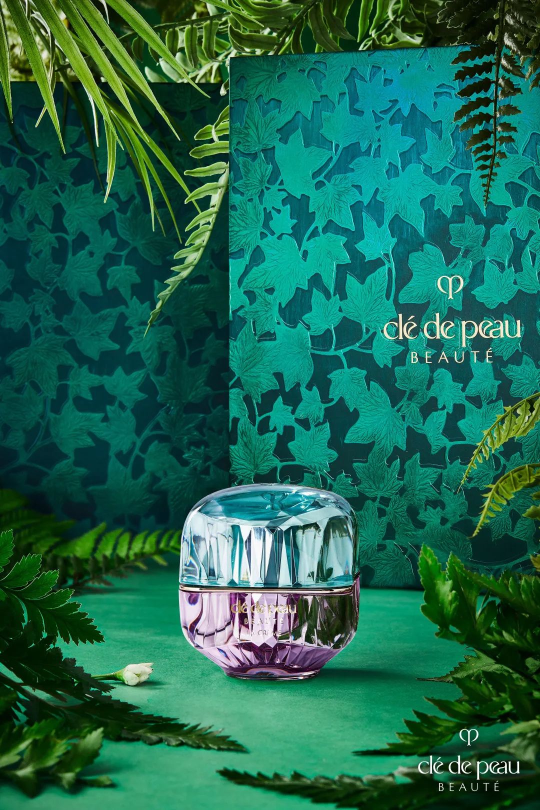 看完就想买的节日季限定,又是白打工一年的概念