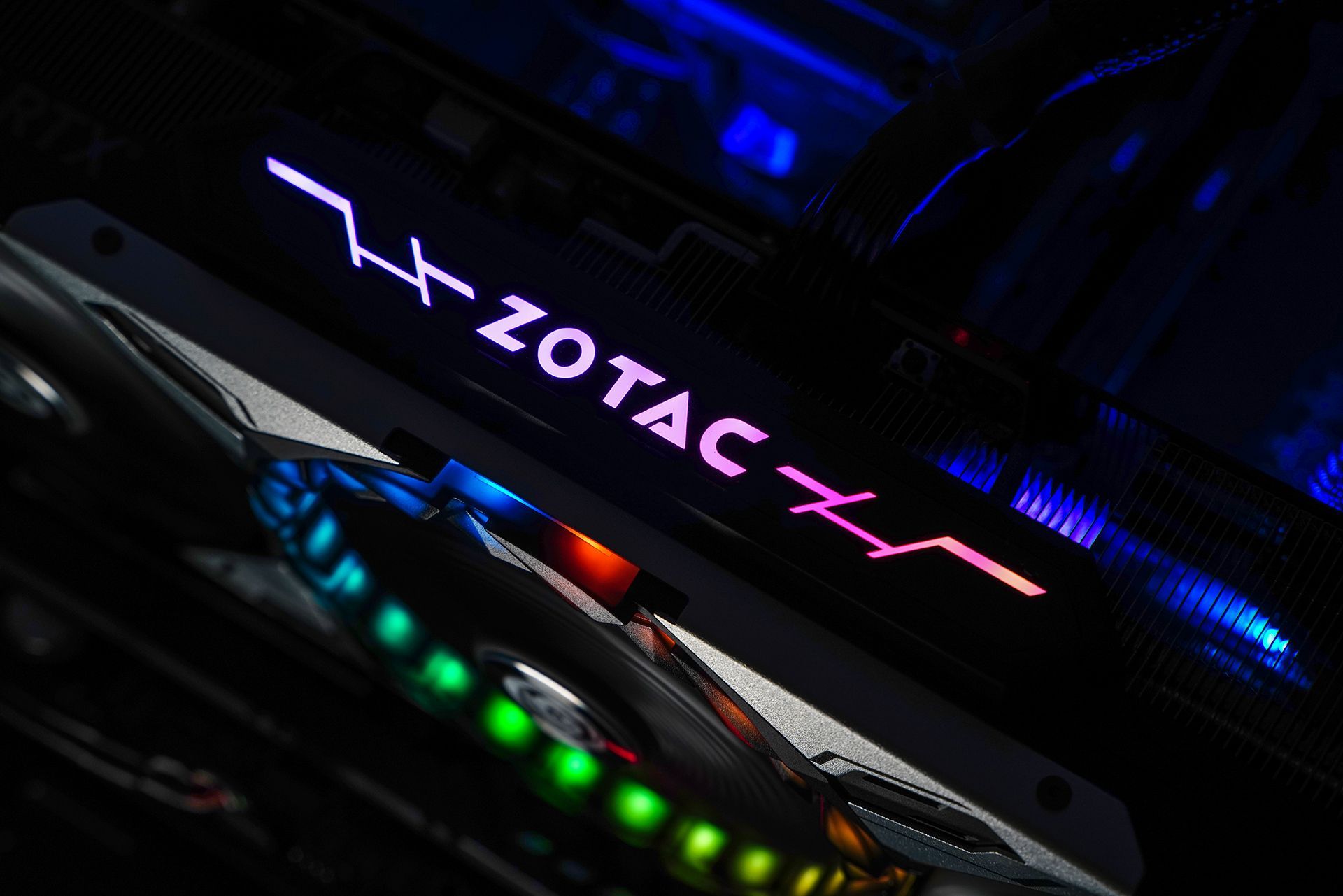 什么处理器打游戏用得比较好一点,八个处理器打游戏的性能怎么样