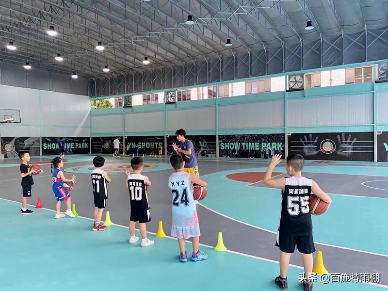 搭建室内篮球场,推拉式篮球棚