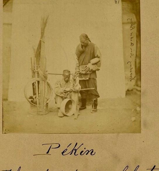 【晚清风情录】老照片中的花楼女子丰乳肥臀，30张尽显魅力