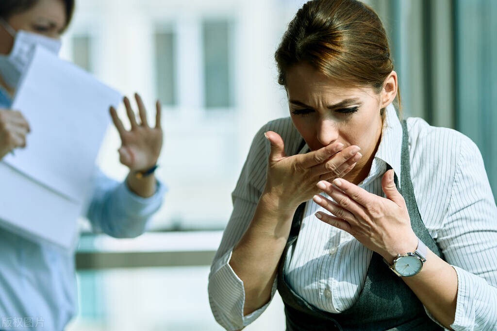 鱼刺卡喉的10个小妙招,鱼刺卡喉咙怎么办咳不出来