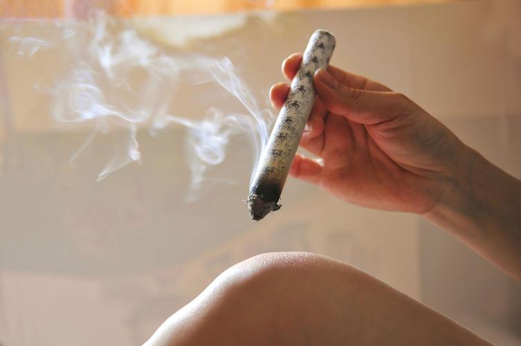 59岁老中医养肝护肝汤,老中医养肝护肝运动健身操