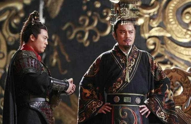 古代封建社会为什么总是盛极而衰？原因是某些家族躲在背后使坏