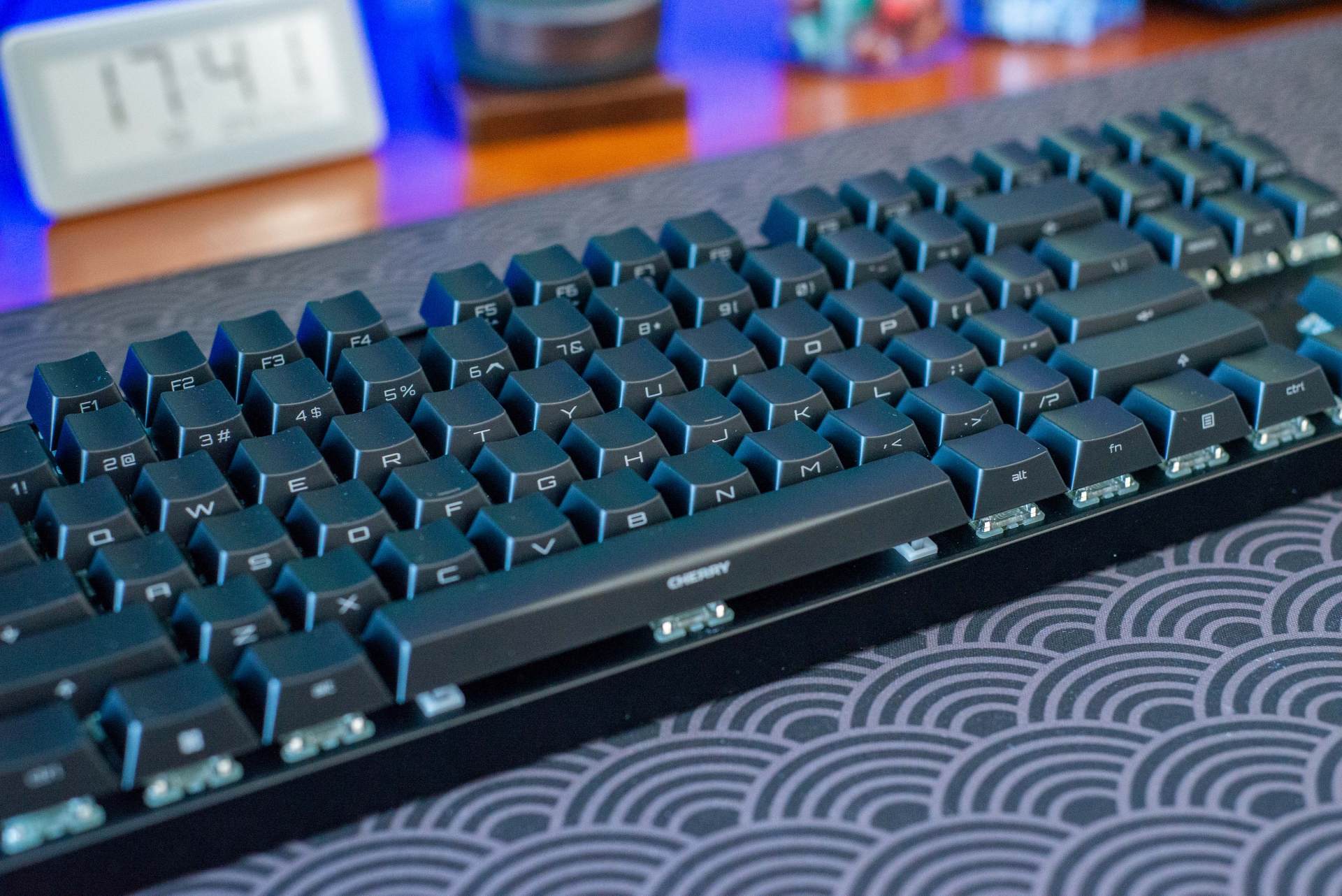 cherrymx8.2鏃犵嚎鏈烘閿洏,cherrymx8.2鏈烘閿洏