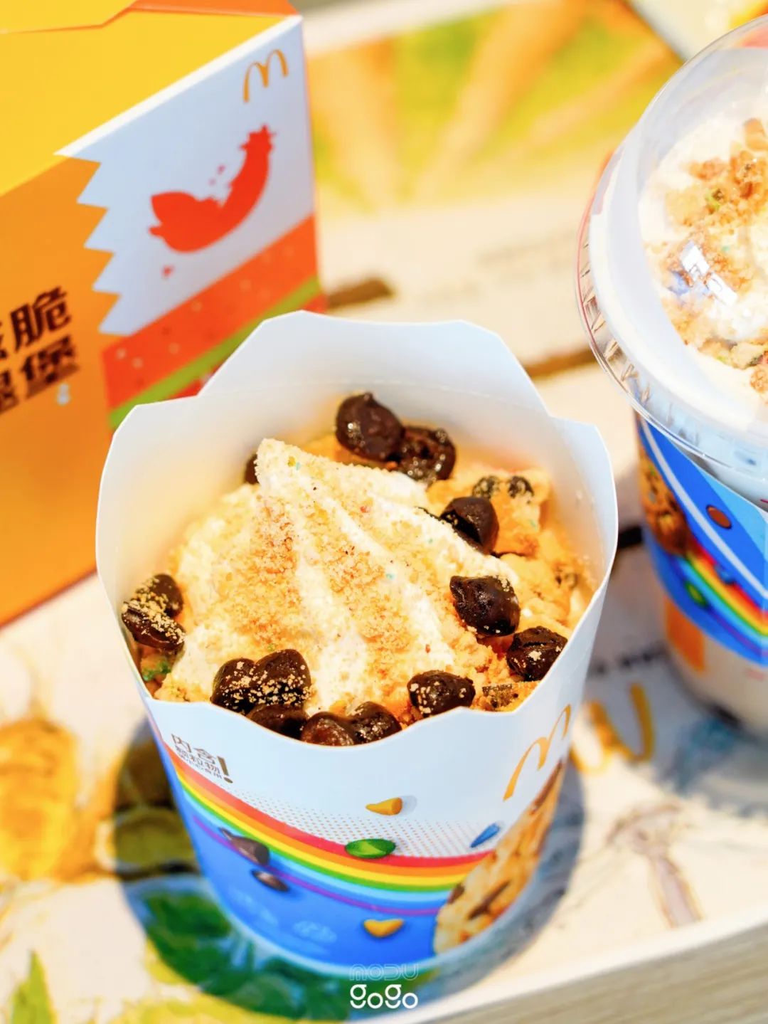 一口上头！麦当劳的新汉堡脆到了我的心巴上