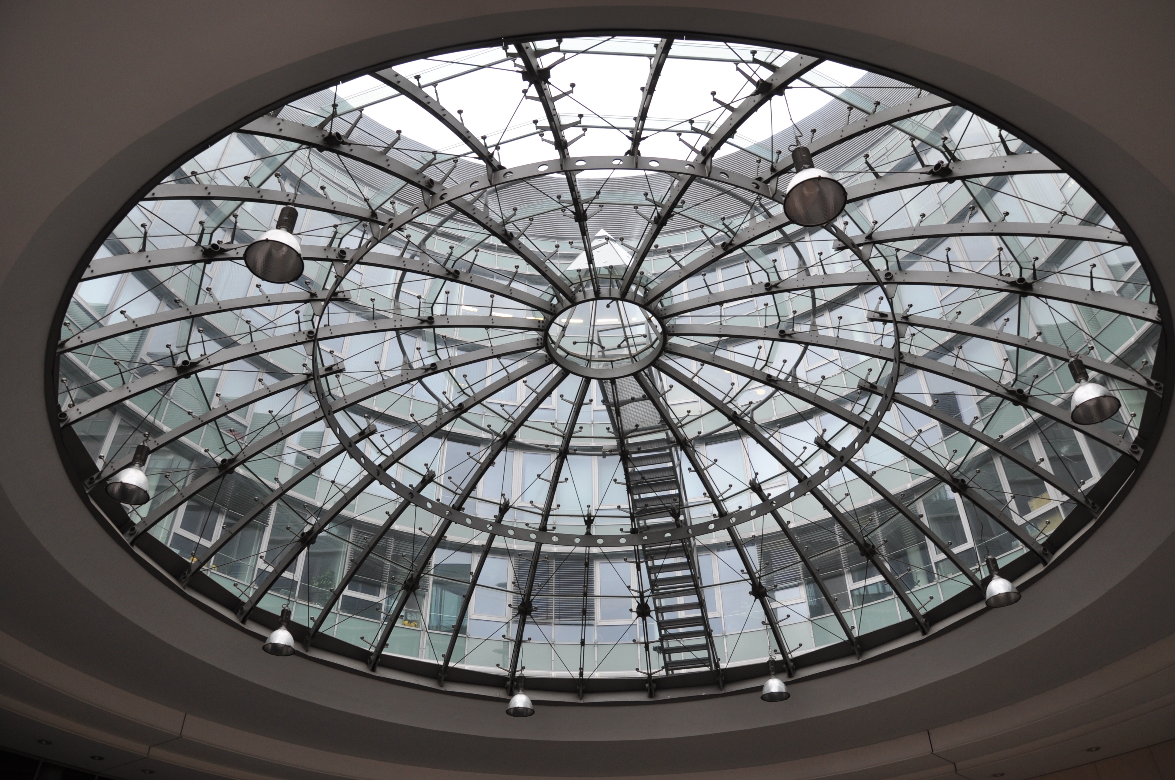 奔驰博物馆斯图加特,斯图加特保时捷展览馆