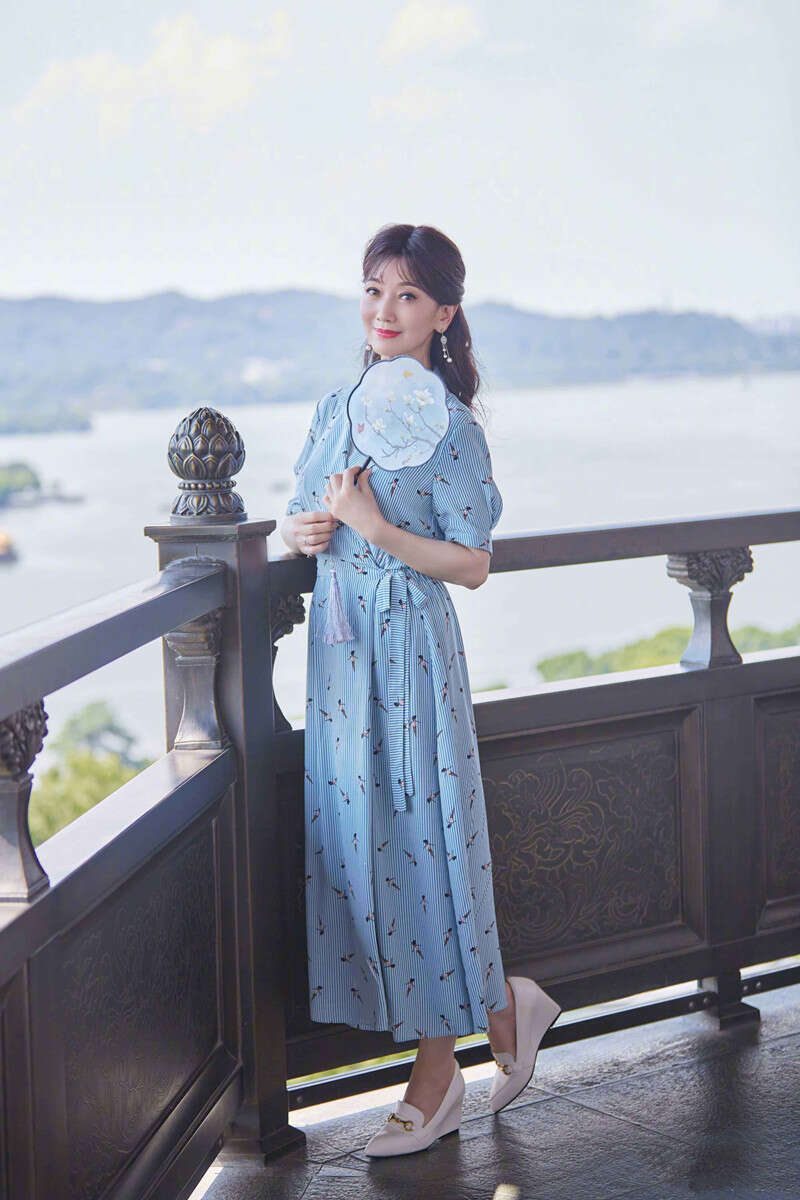 等你老了：请务必远离这5种“老年鞋”，妈妈们还总爱买