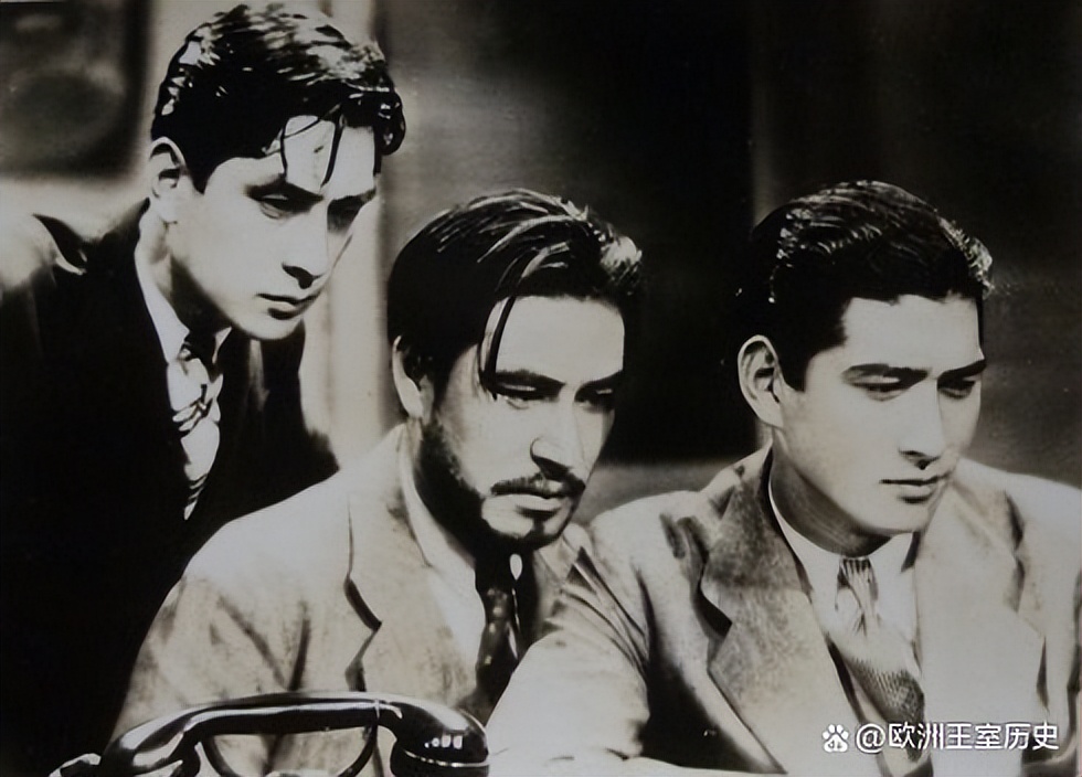 他是昭和时代的*男美**子，无滤镜无美颜，颜值妥妥的校草