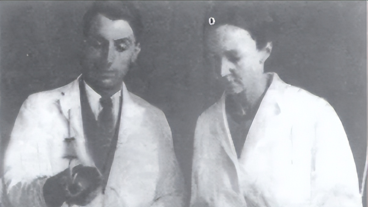 法国*产党共**员三次错过诺贝尔奖，告诫中国：你们得搞出自己的*弹核**