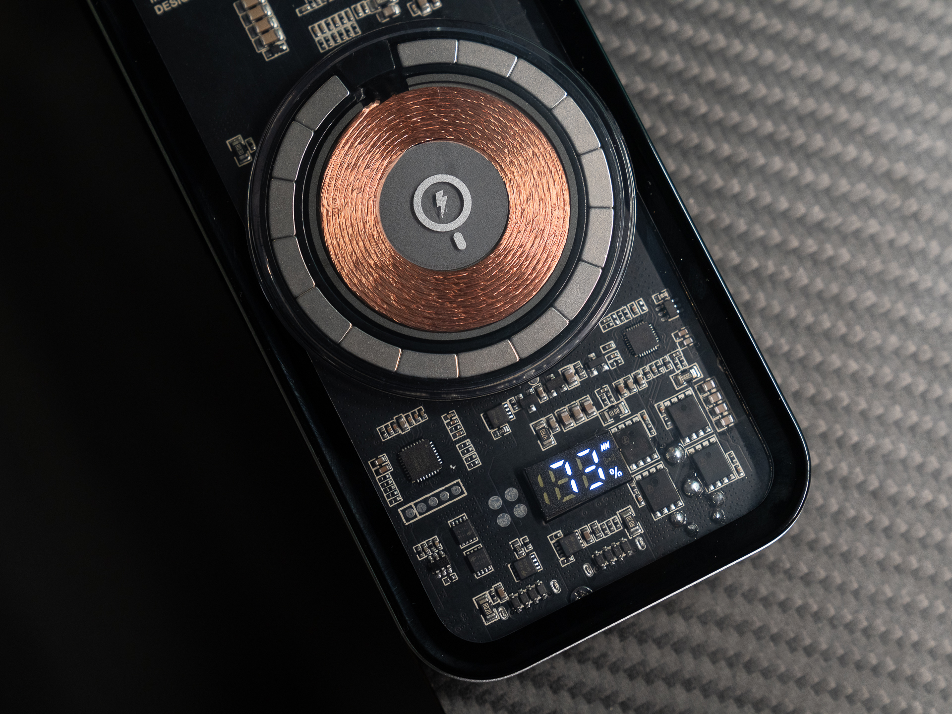 哪款磁吸充电宝最好用,最新磁吸式充电宝