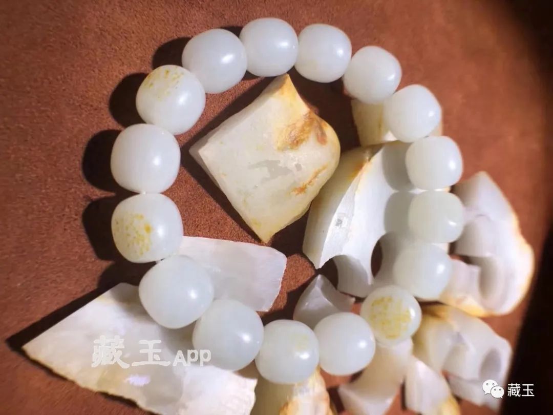 一颗珠子价值4000元,一颗珠子三十元